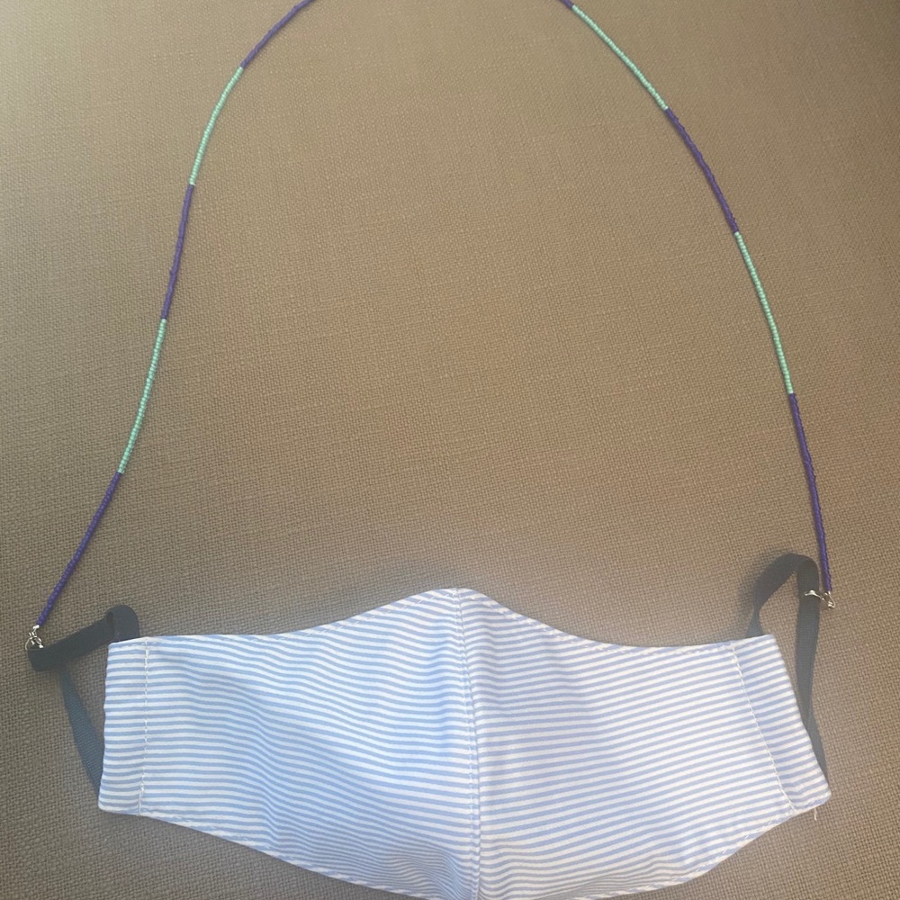 Mask holder / necklace w French blue & aqua beads